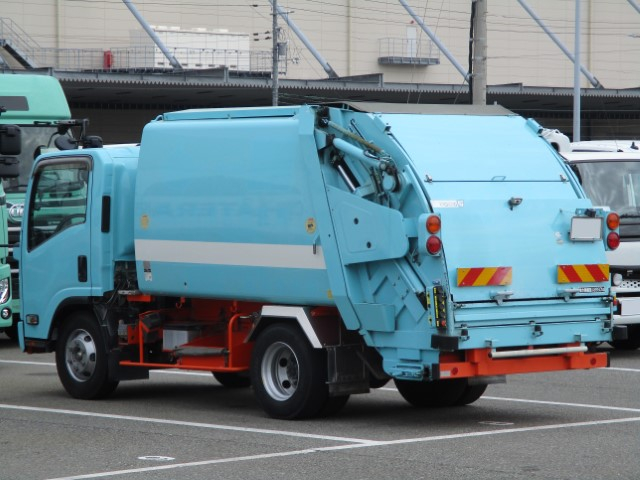 H26 いすゞエルフ プレス式塵芥車6.9立米 高容積