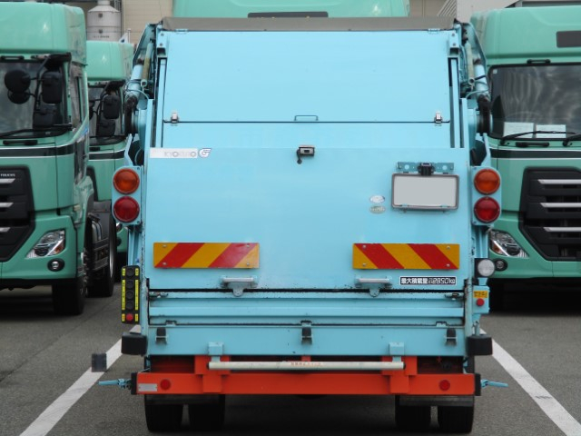 H26 いすゞエルフ プレス式塵芥車6.9立米 高容積