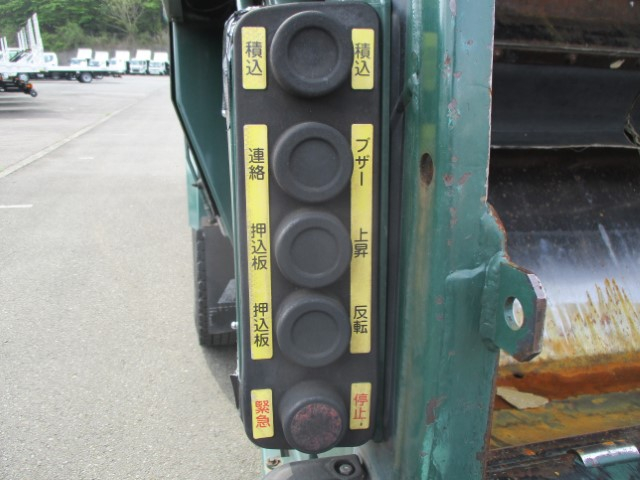 H29 三菱キャンター プレス式6.9立米 高容積仕様