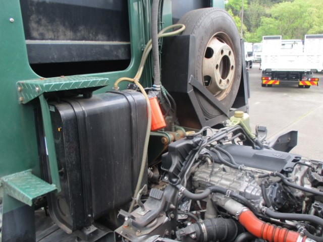 H29 三菱キャンター プレス式6.9立米 高容積仕様