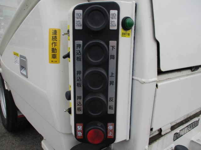 R5������ǥ�ȥ����ץ쥹���г���4.3Ω�ơ�ǧ����ż�