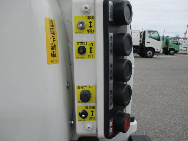 R5������ǥ�ȥ����ץ쥹���г���4.3Ω�ơ�ǧ����ż�