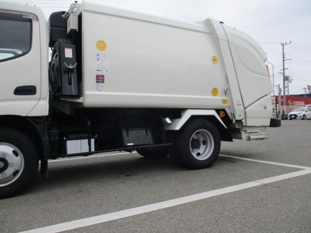 R5������ǥ�ȥ����ץ쥹���г���4.3Ω�ơ�ǧ����ż�