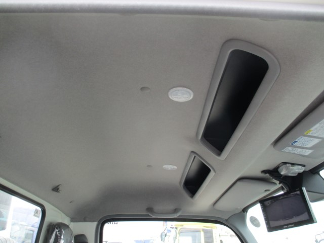 R5������ǥ�ȥ����ץ쥹���г���4.3Ω�ơ�ǧ����ż�