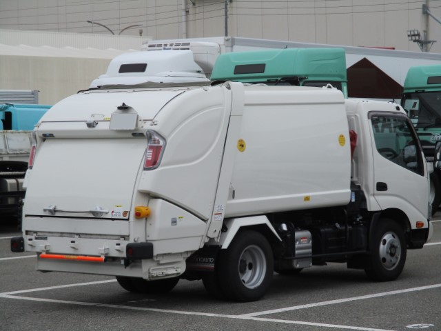 R5������ǥ�ȥ����ץ쥹���г���4.3Ω�ơ�ǧ����ż�