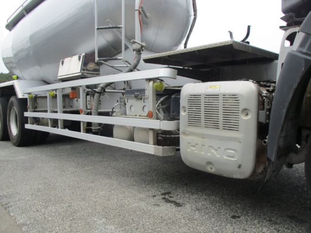 H25 日野プロフィア 25t粉粒体運搬車 エアスライド式