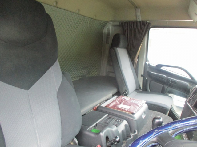 H25 日野プロフィア 25t粉粒体運搬車 エアスライド式
