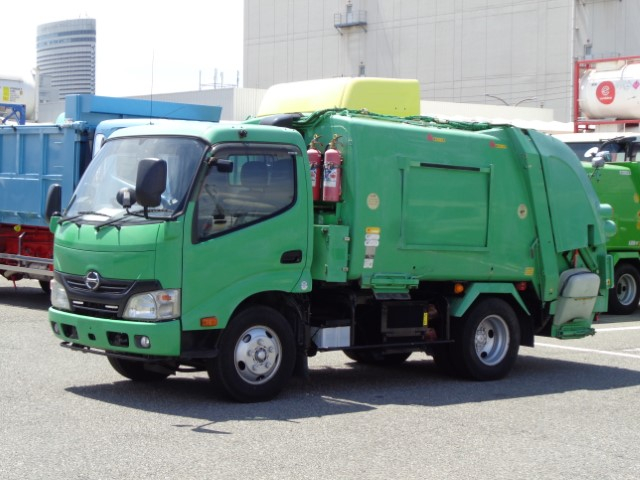 H27 日野デュトロ プレス式塵芥車4.3立米