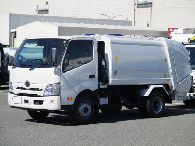 R7 日野デュトロ プレス式塵芥車5.9立米 未使用車