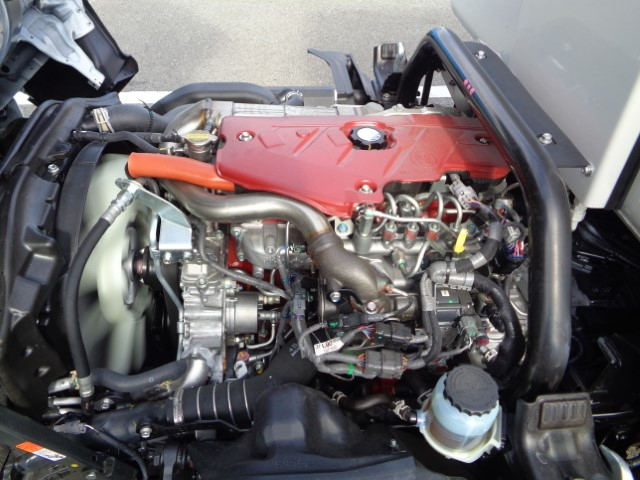 R7������ǥ�ȥ�����ž���г���5.1Ω�ơ�̤���Ѽ�
