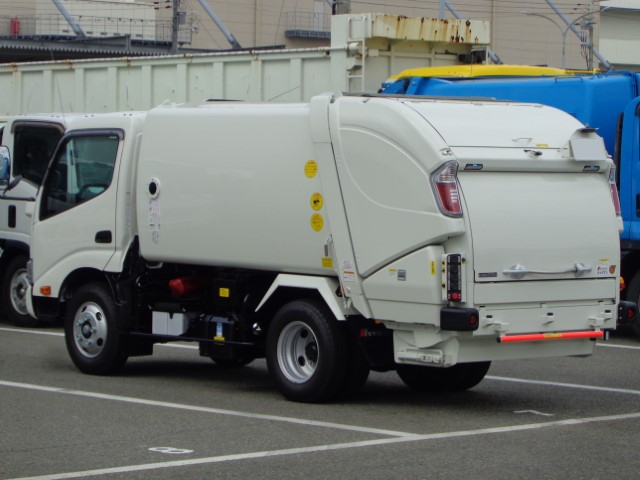 R7������ǥ�ȥ�����ž���г���5.1Ω�ơ�̤���Ѽ�