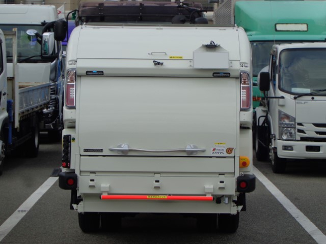 R7������ǥ�ȥ�����ž���г���5.1Ω�ơ�̤���Ѽ�
