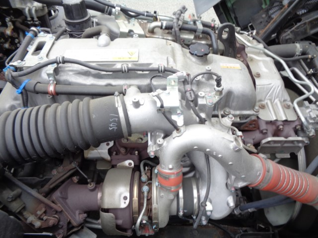 R5 いすゞギガ 25トン粉粒体運搬車(バラセメント) 予備検付