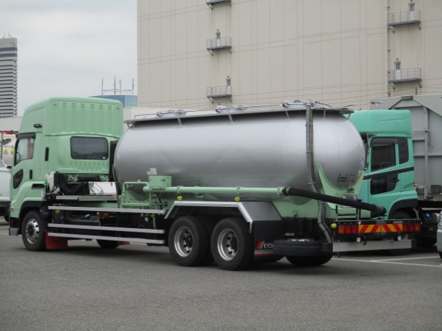 R5 いすゞギガ 25トン粉粒体運搬車(バラセメント) 予備検付