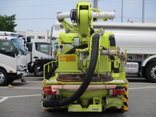 R2 日野デュトロ スクイーズ式コンクリートポンプ車