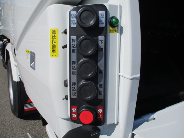 R8����ɩ����󥿡����ץ쥹���г���5.9Ω�ơ�̤���Ѽ�