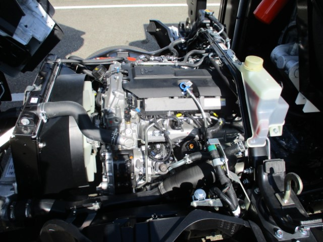 R8����ɩ����󥿡����ץ쥹���г���5.9Ω�ơ�̤���Ѽ�