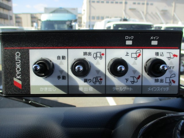 R8����ɩ����󥿡����ץ쥹���г���5.9Ω�ơ�̤���Ѽ�