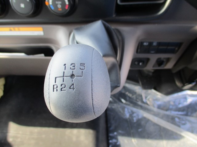 R8 三菱キャンター プレス式塵芥車6.9立米 未使用車