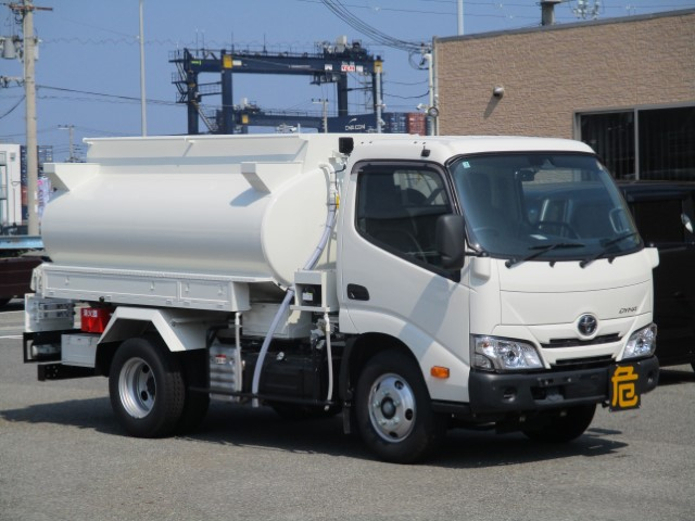 R8���ȥ西�����ʡ�3.6KL���󥯼֡��������ѹ���³����