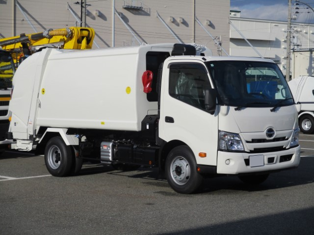 R8������ǥ�ȥ����ץ쥹���г���8.3Ω�ơ�̤���Ѽ�