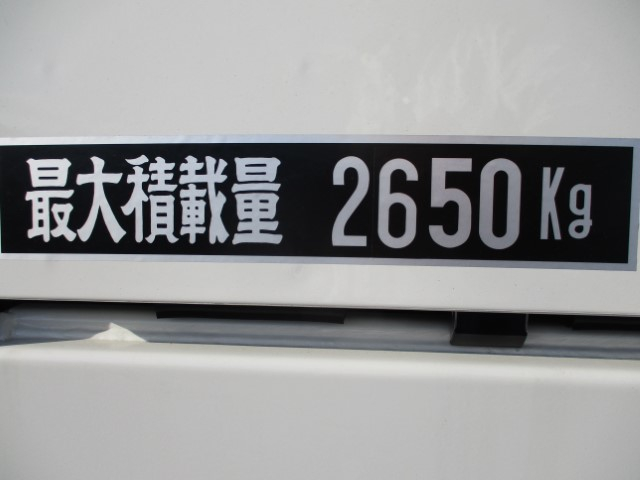 R8 日野デュトロ プレス式塵芥車8.3立米 ※未使用車