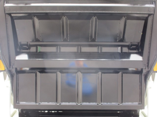 R8������ǥ�ȥ����ץ쥹���г���4.3Ω�ơ�̤���Ѽ�