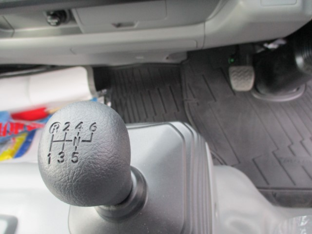 R8������ǥ�ȥ����ץ쥹���г���4.3Ω�ơ�̤���Ѽ�
