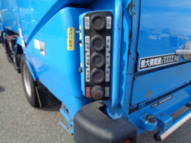R3 三菱キャンター 回転式塵芥車5.1立米