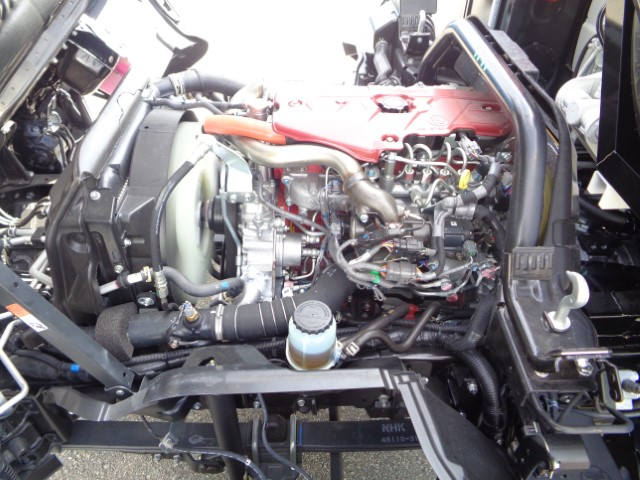 R7 日野デュトロ プレス式塵芥車6.9立米 未使用車