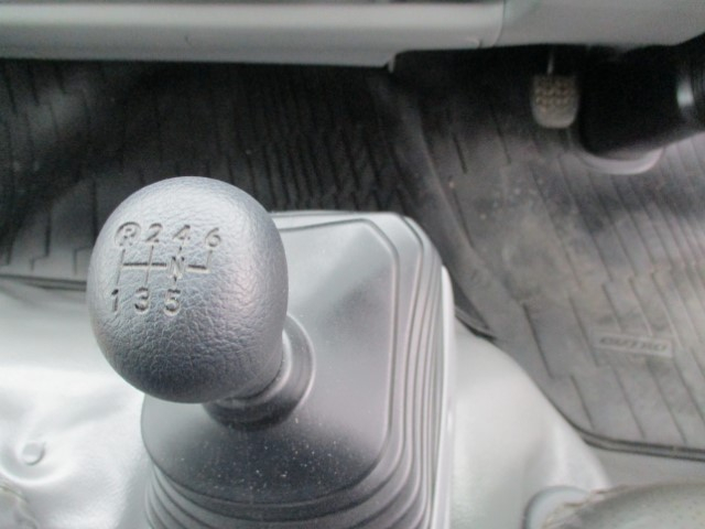 R6������ǥ�ȥ����ץ쥹���г���5.9Ω��