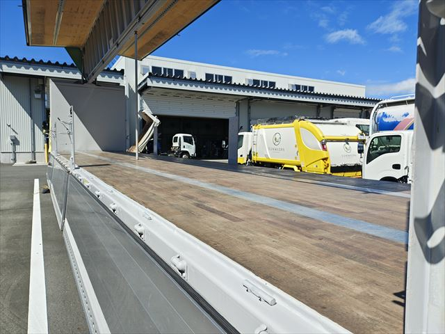 R3 トレクス製 2軸ウイングセミトレーラー