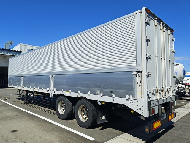 R3 トレクス製 2軸ウイングセミトレーラー