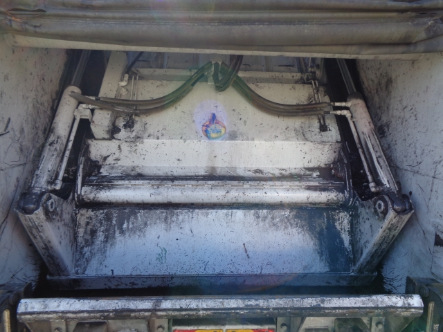R2���դ����ե����������ץ쥹��7Ω�ơ�����֥Хå�����ƥ�