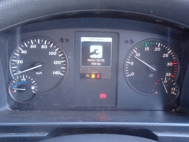 R2���դ����ե����������ץ쥹��7Ω�ơ�����֥Хå�����ƥ�