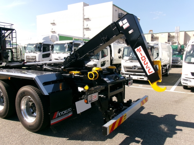R8 日野プロフィア 22トン コンテナ脱着車 未使用