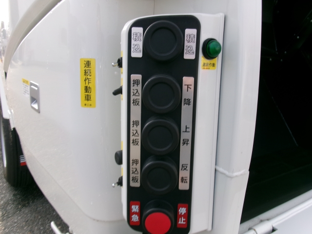 R8�������󥸥㡼���ץ쥹���г���10.2Ω�ơ�̤���Ѽ�