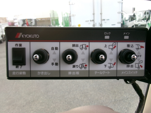 R8�������󥸥㡼���ץ쥹���г���10.2Ω�ơ�̤���Ѽ�